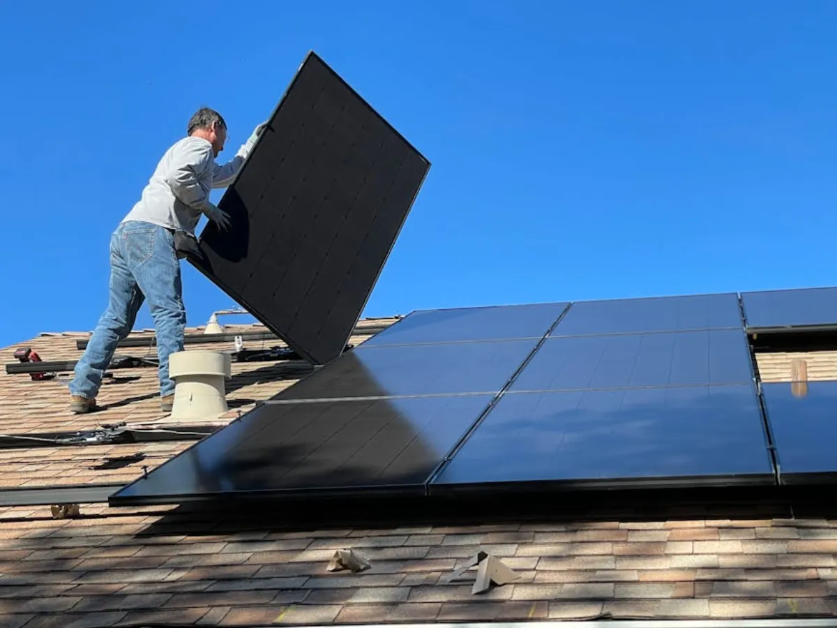 Noodstroom met zonnepanelen: werken ze bij stroomuitval?